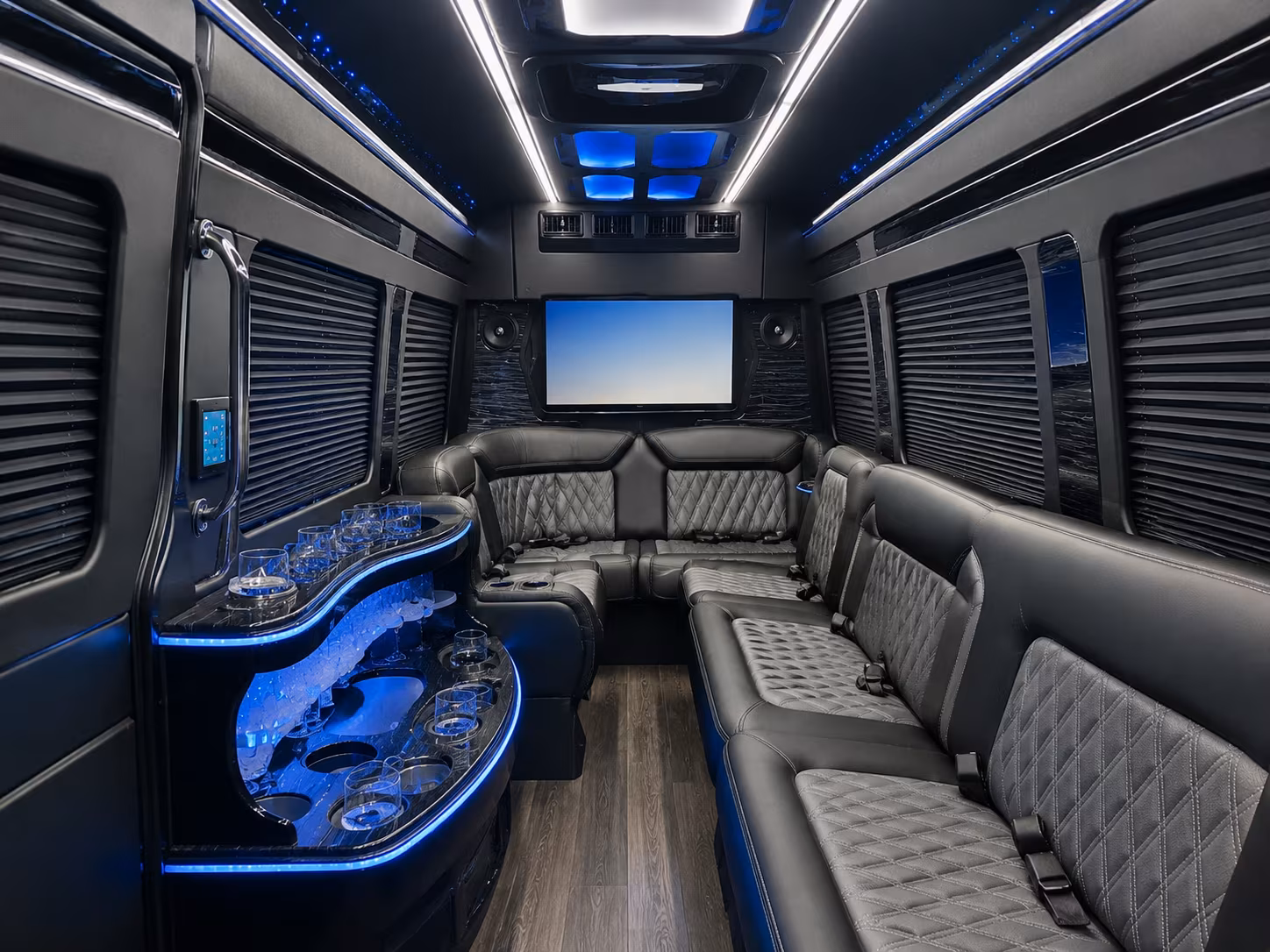 bus rentals for corporate retreats and team offsites near milpitas