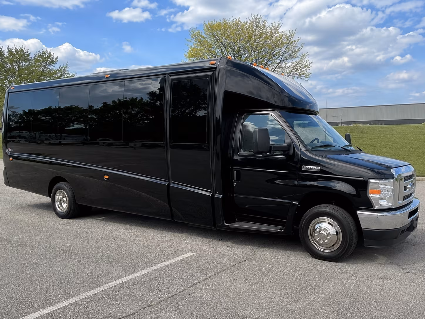bus rentals for oakland concerts at the fox theater and beyond
