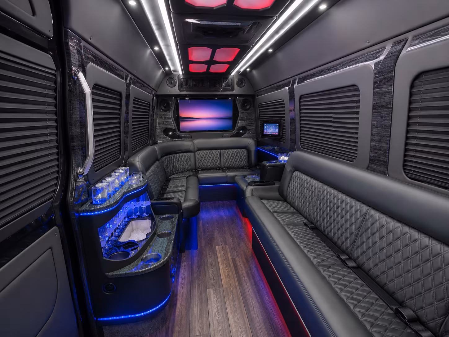 milpitas 15 passenger party bus