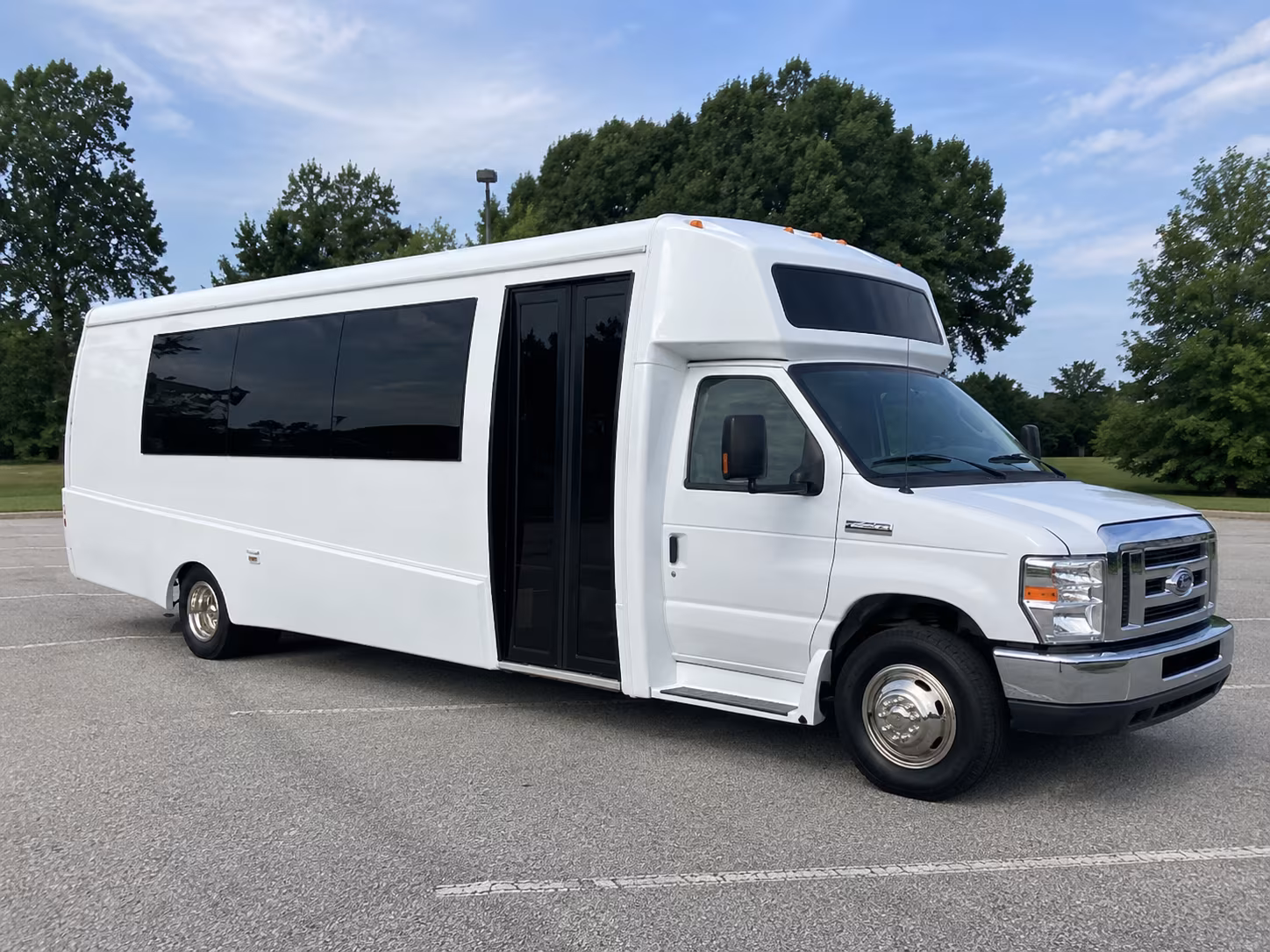 milpitas 18 passenger party bus