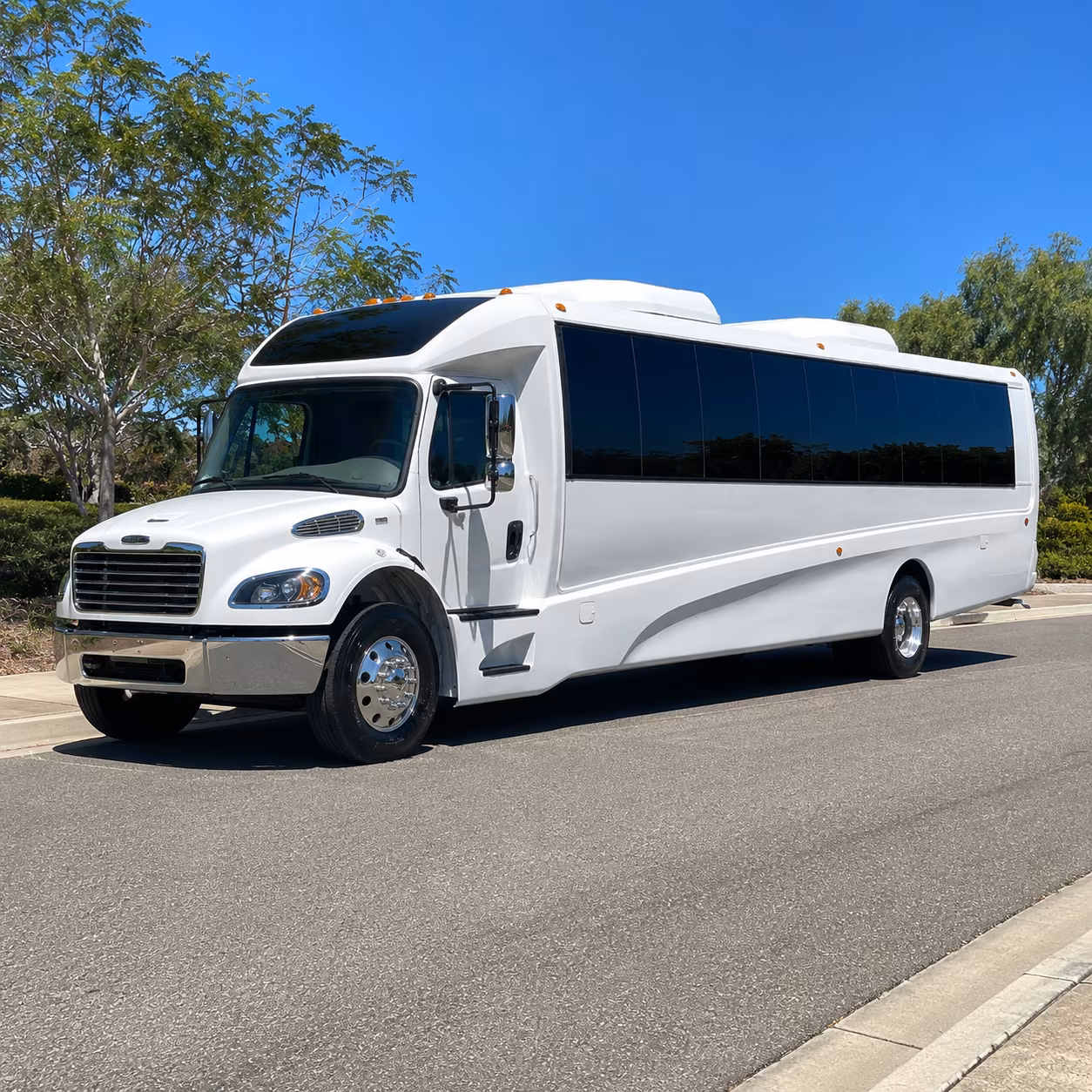 milpitas 30 passenger minibus